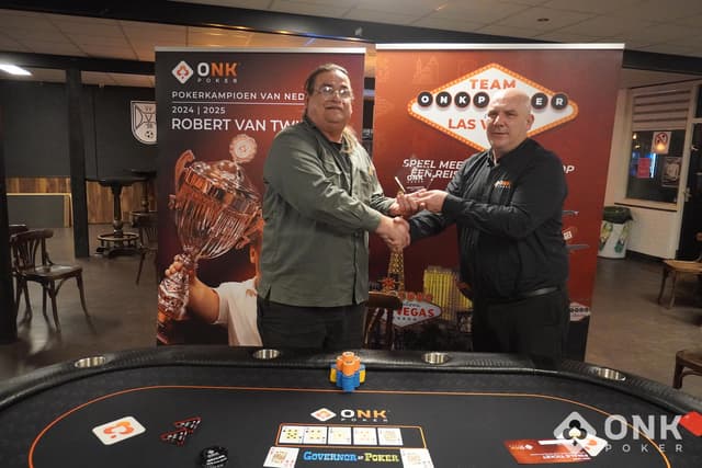 Jacky  Schneiders wint Pokerkampioenschap van Nieuw-Dordrecht