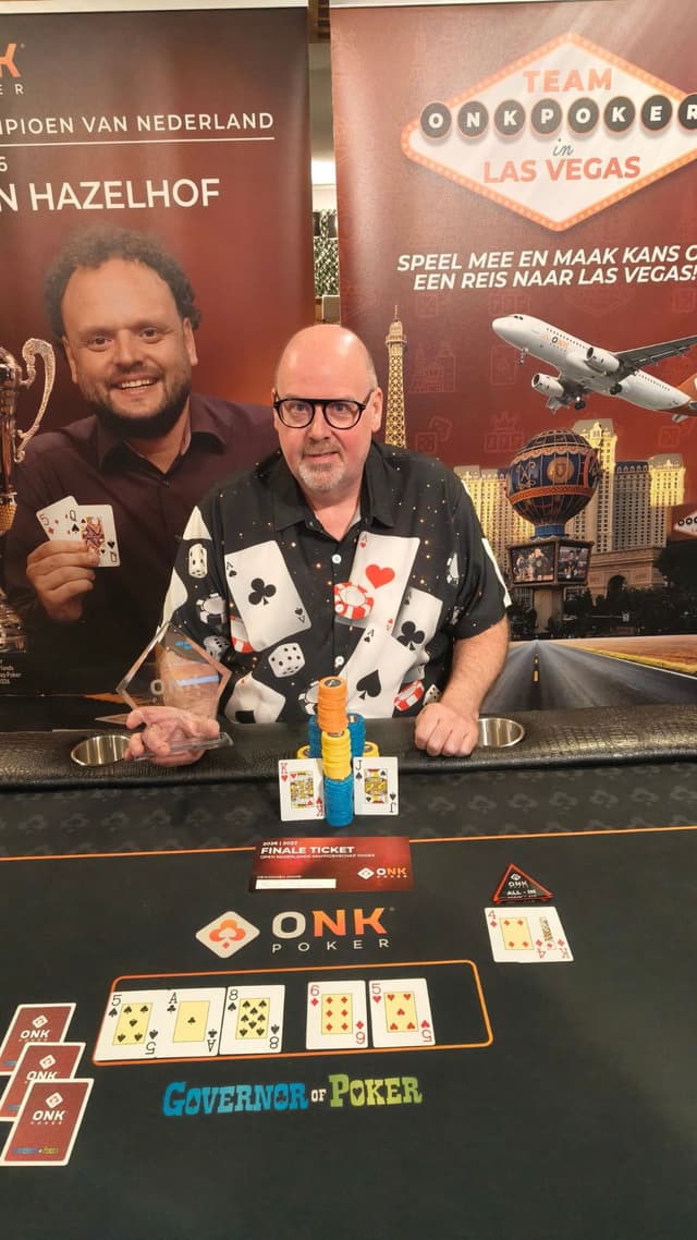 Ruud Sleypen wint Pokerkampioenschap van Sint-Annaland