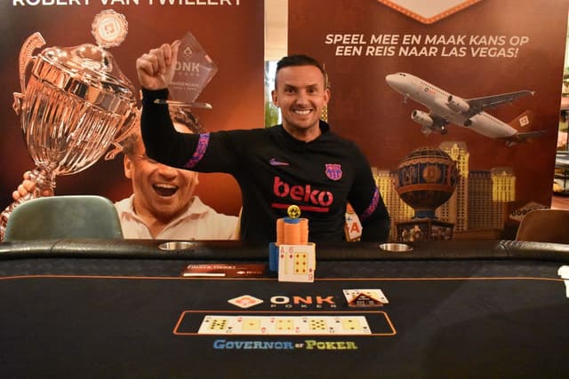 Frank Mathon wint Pokerkampioenschap van Roosendaal
