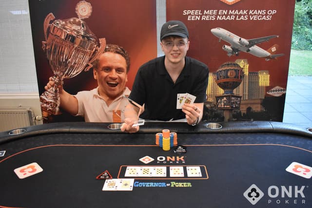 Jasper Dijkman wint Pokerkampioenschap van Hellendoorn