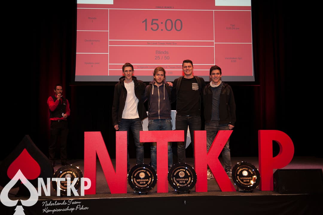 Macau Regulars Nederlands kampioen Team Poker! Zie hier de beelden