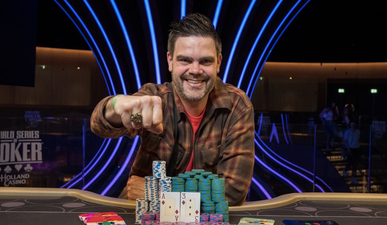 Mark Roovers | Professioneel pokerspeler en columnist | | ONK Poker