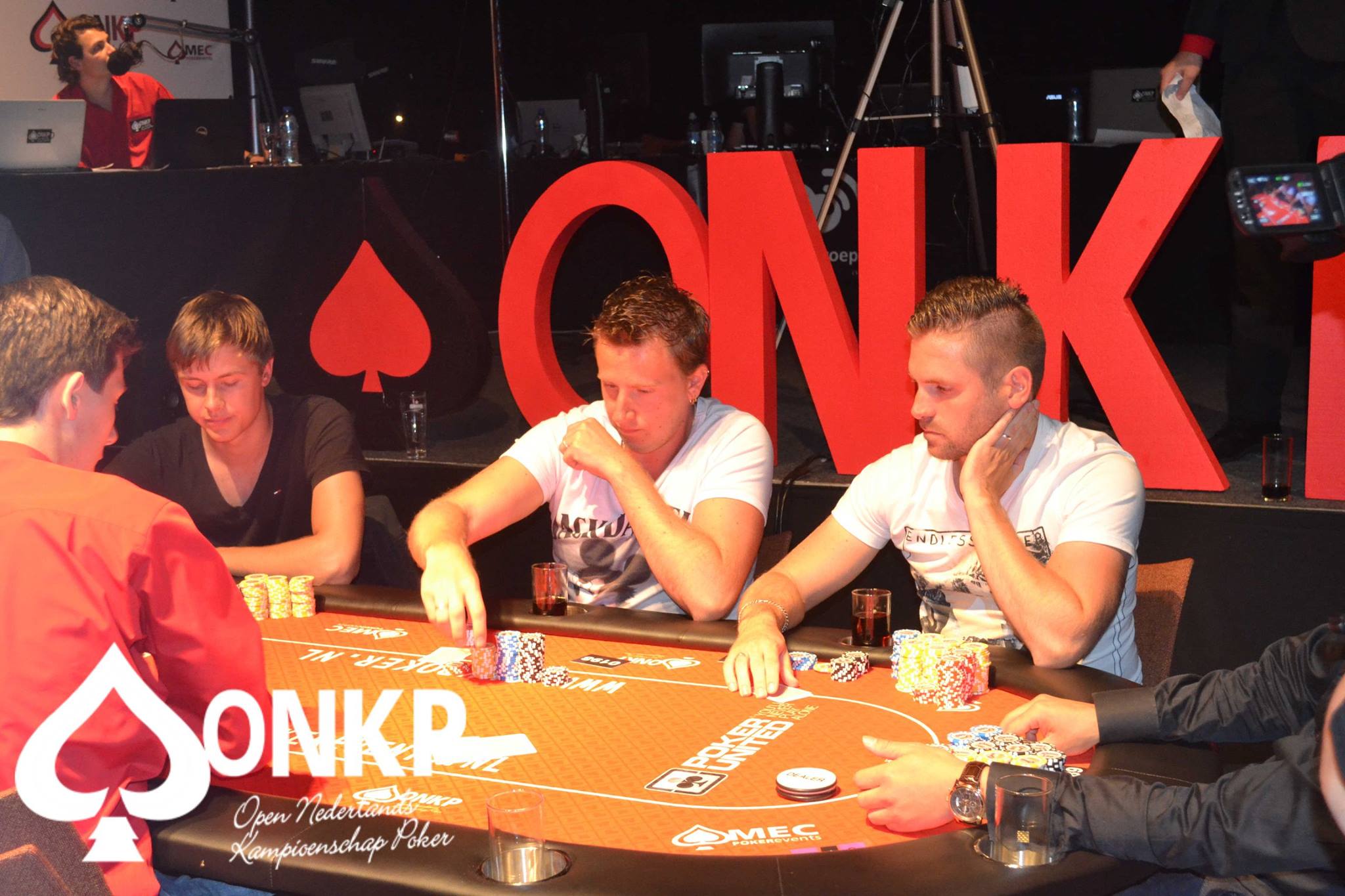 ONK Poker Team speelt zondag online.